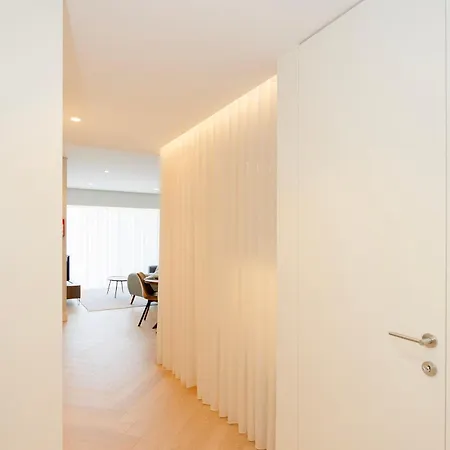 Liiiving In - Luxury Design *