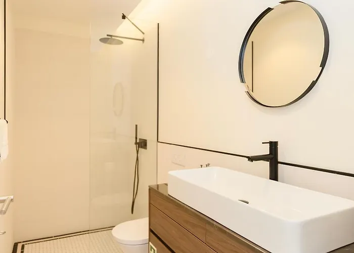 Liiiving In - Luxury Design