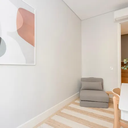 Liiiving In - Luxury Design