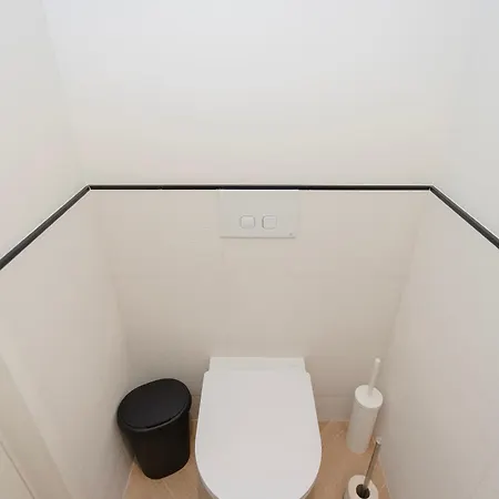 Liiiving In - Luxury Design *