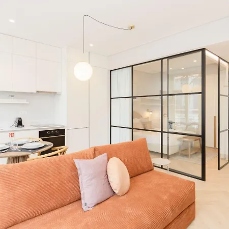 Liiiving In - Luxury Design Apartament