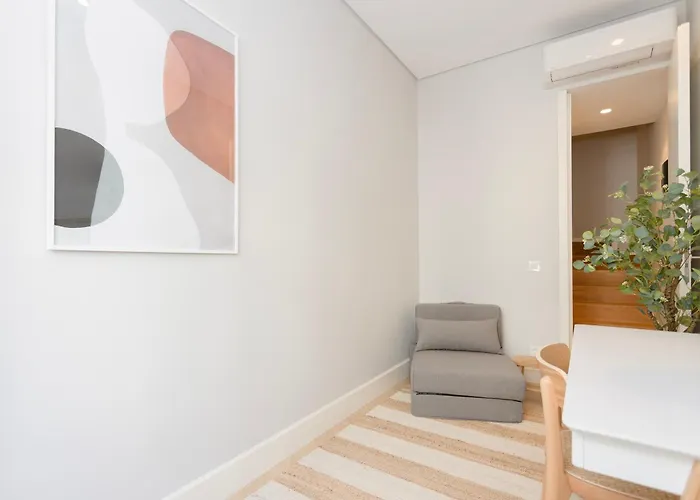 Liiiving In - Luxury Design *