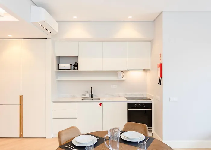 Liiiving In - Luxury Design