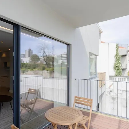 Liiiving In - Luxury Design Apartman *