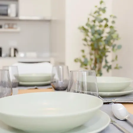 Liiiving In - Luxury Design