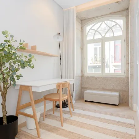 Liiiving In - Luxury Design *